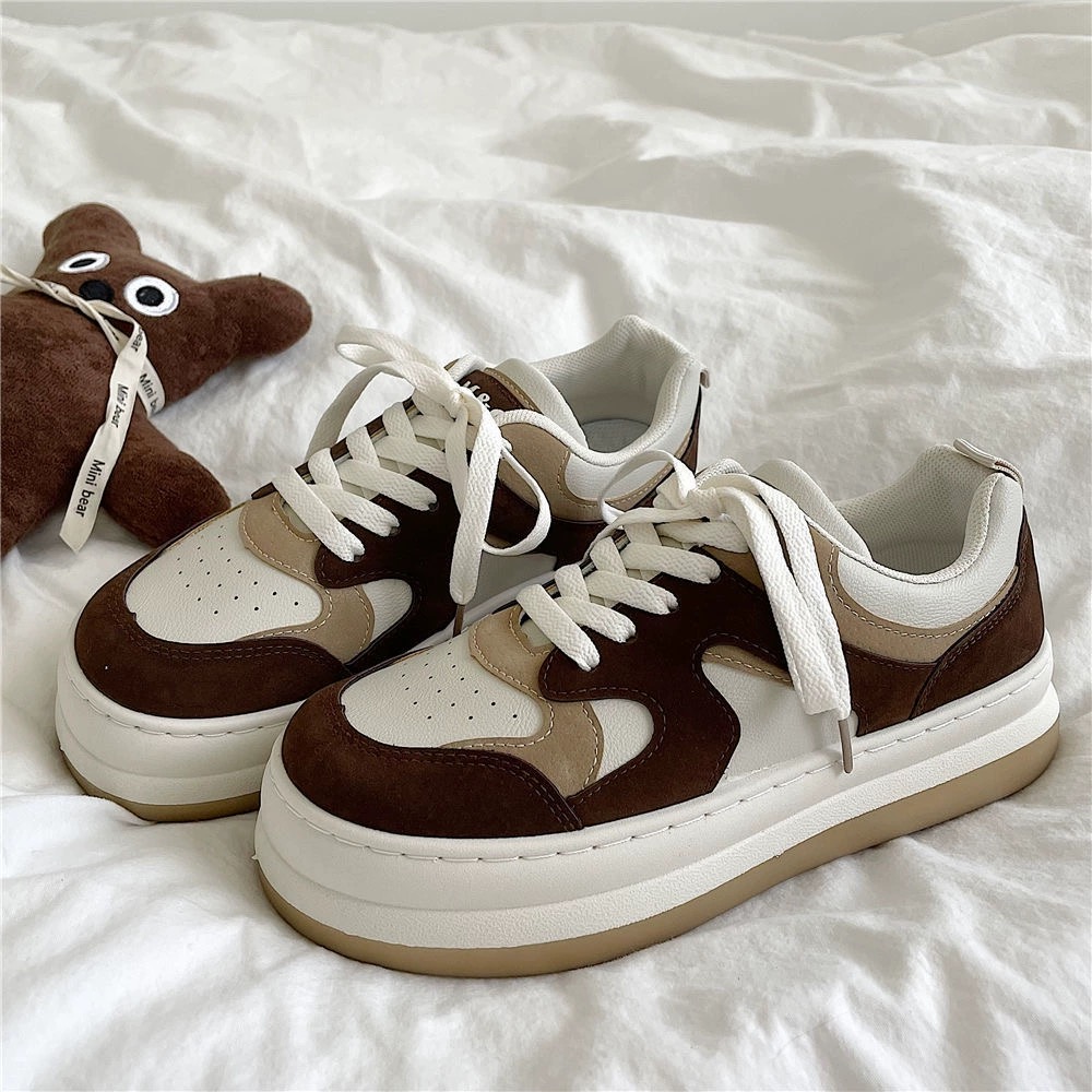 Everywhere I go retro sneakers SN101 image
