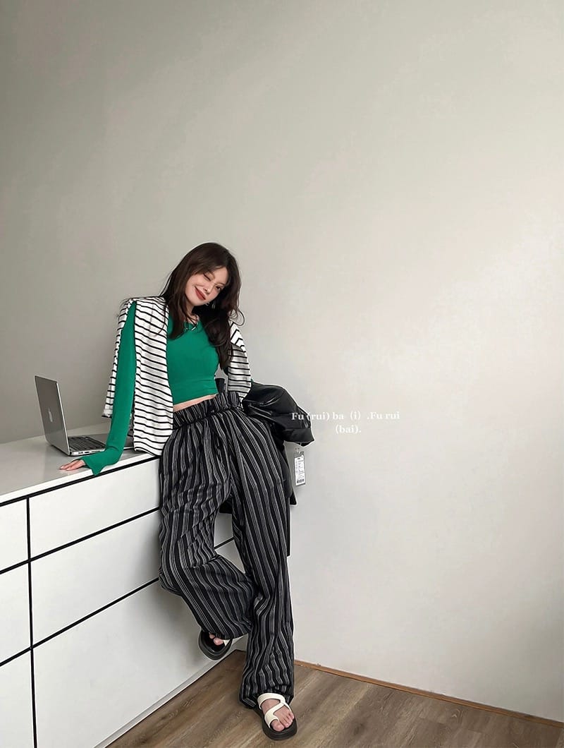 Casual everyday top image