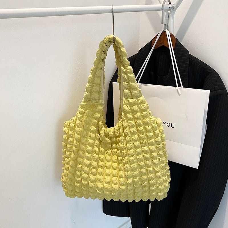 iPad or a note book bag image