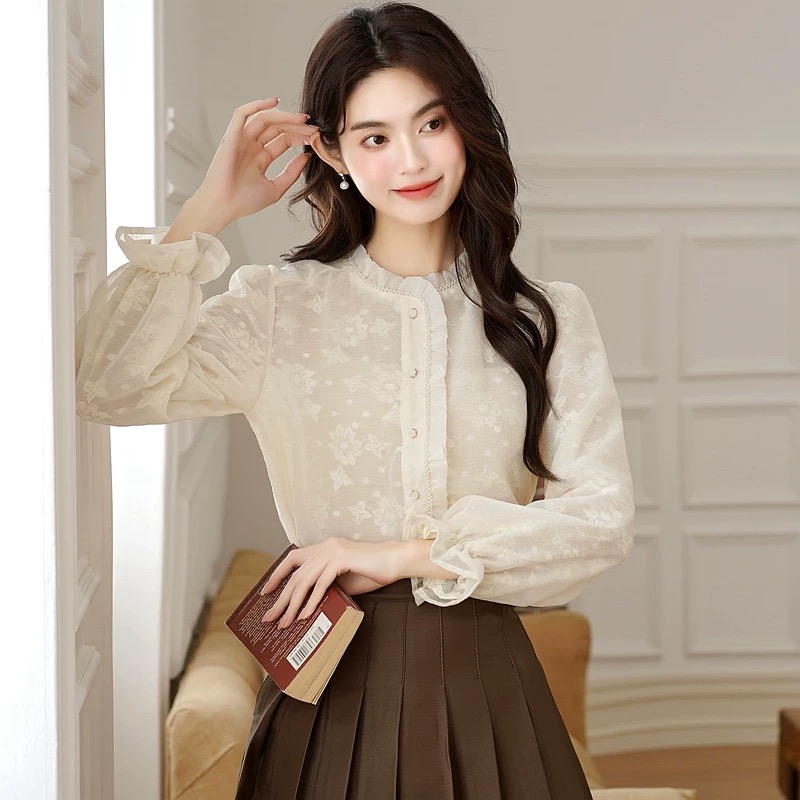 One more kiss blouse BE417 image