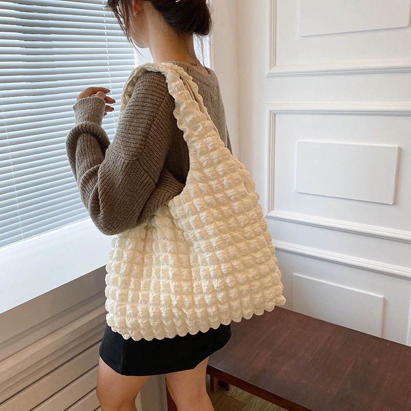 iPad or a note book bag image