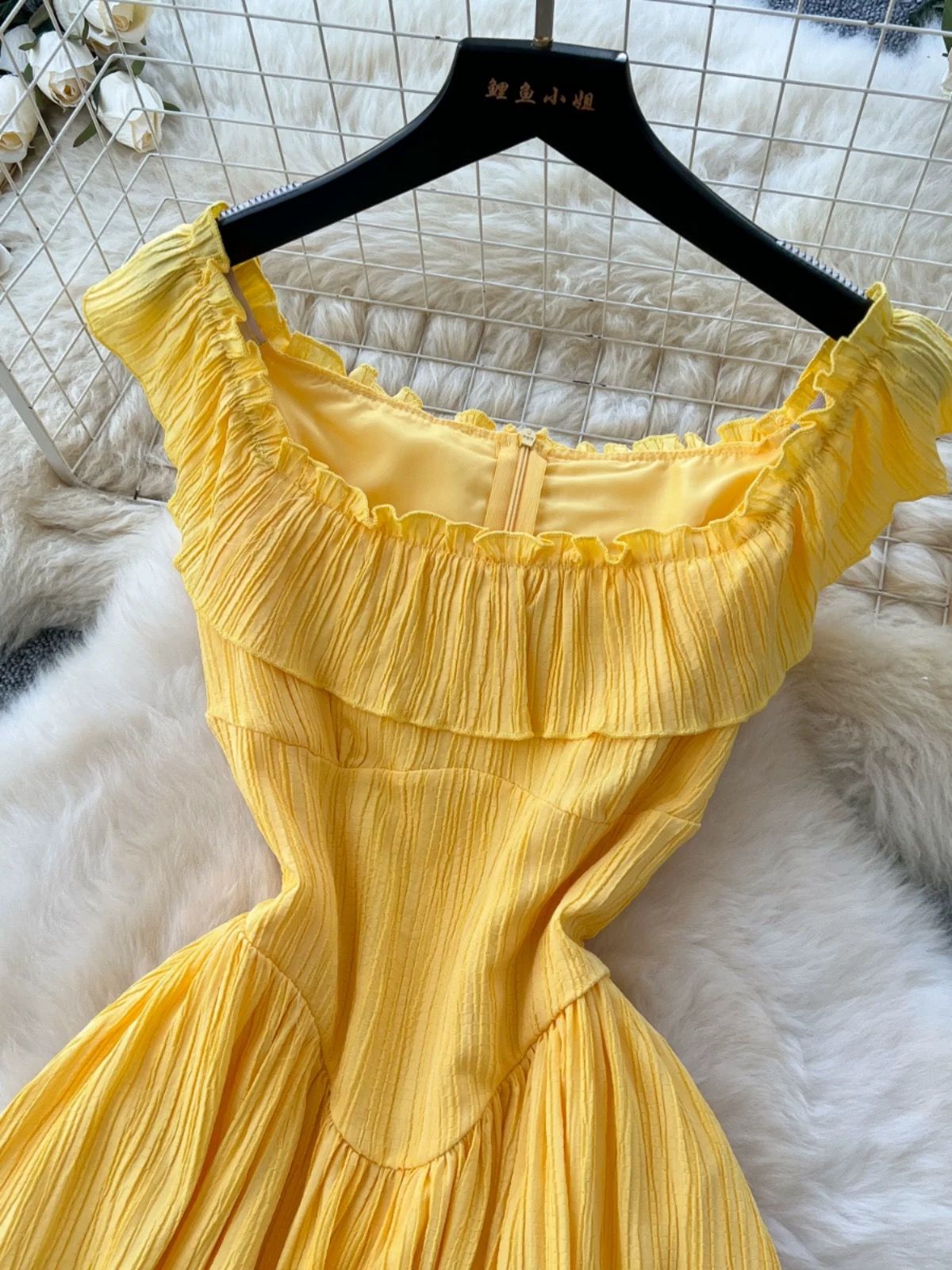 Material girl dress CD895 image