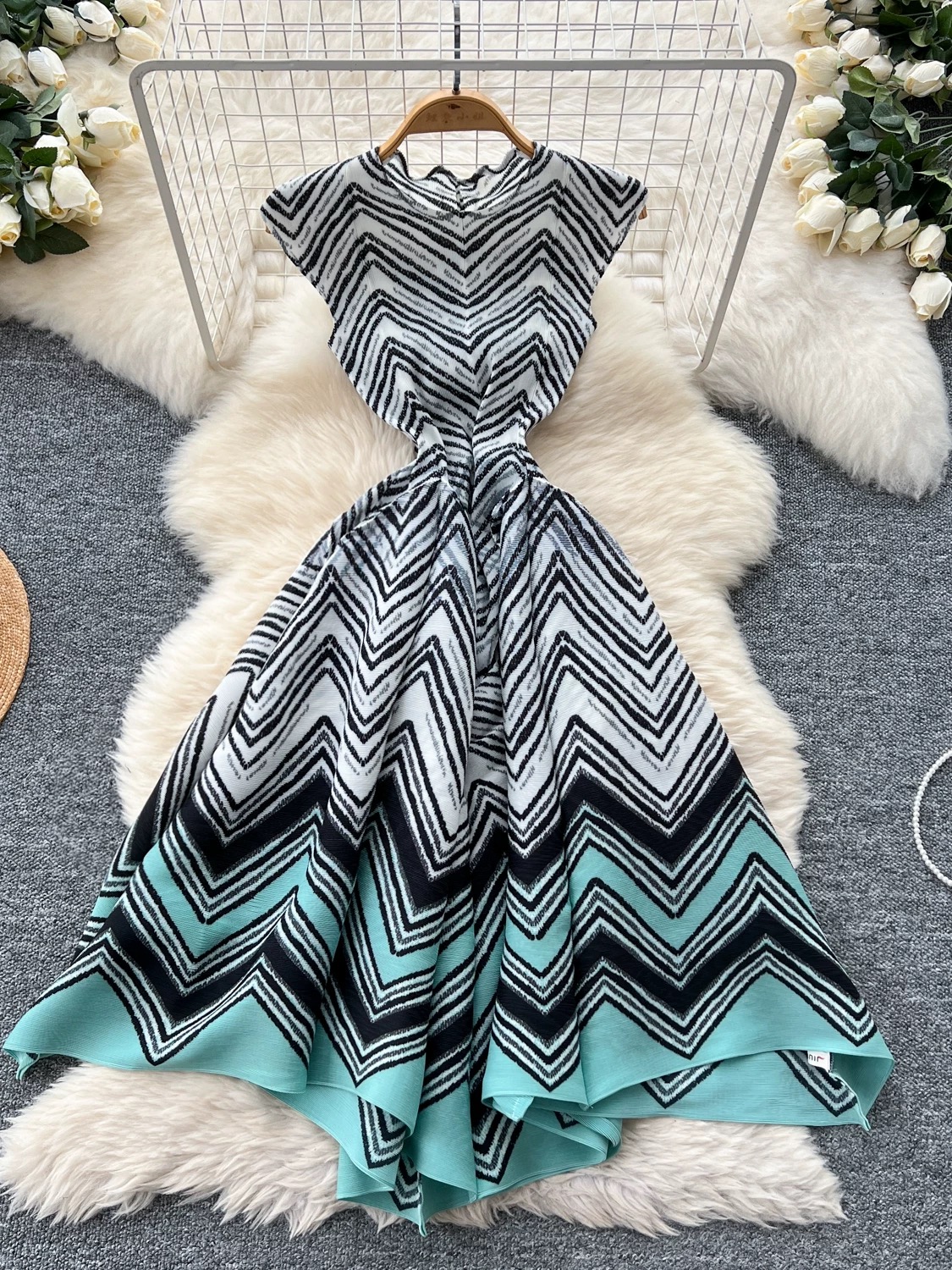 Honey bee dress CD1781