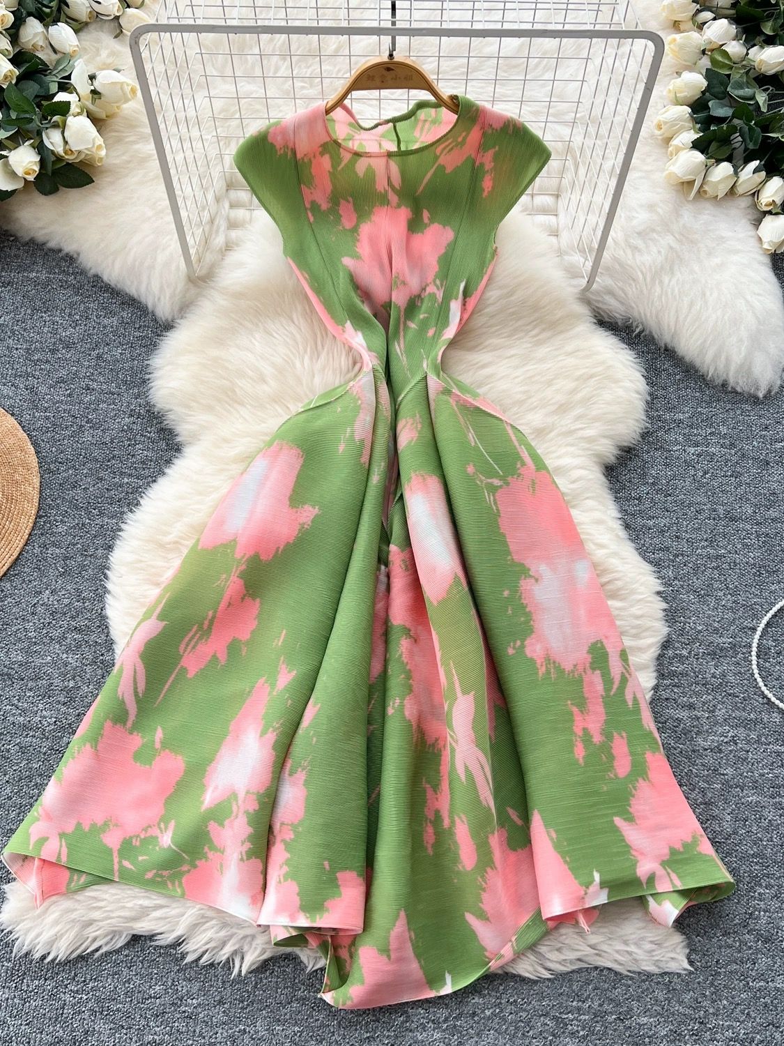 Honey bee dress CD1781 image