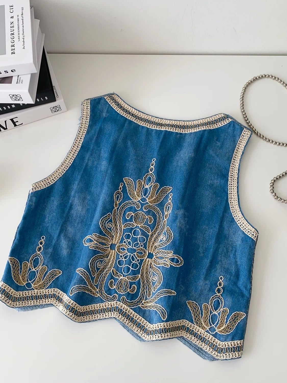 Merry time embroidery top CTO865 image