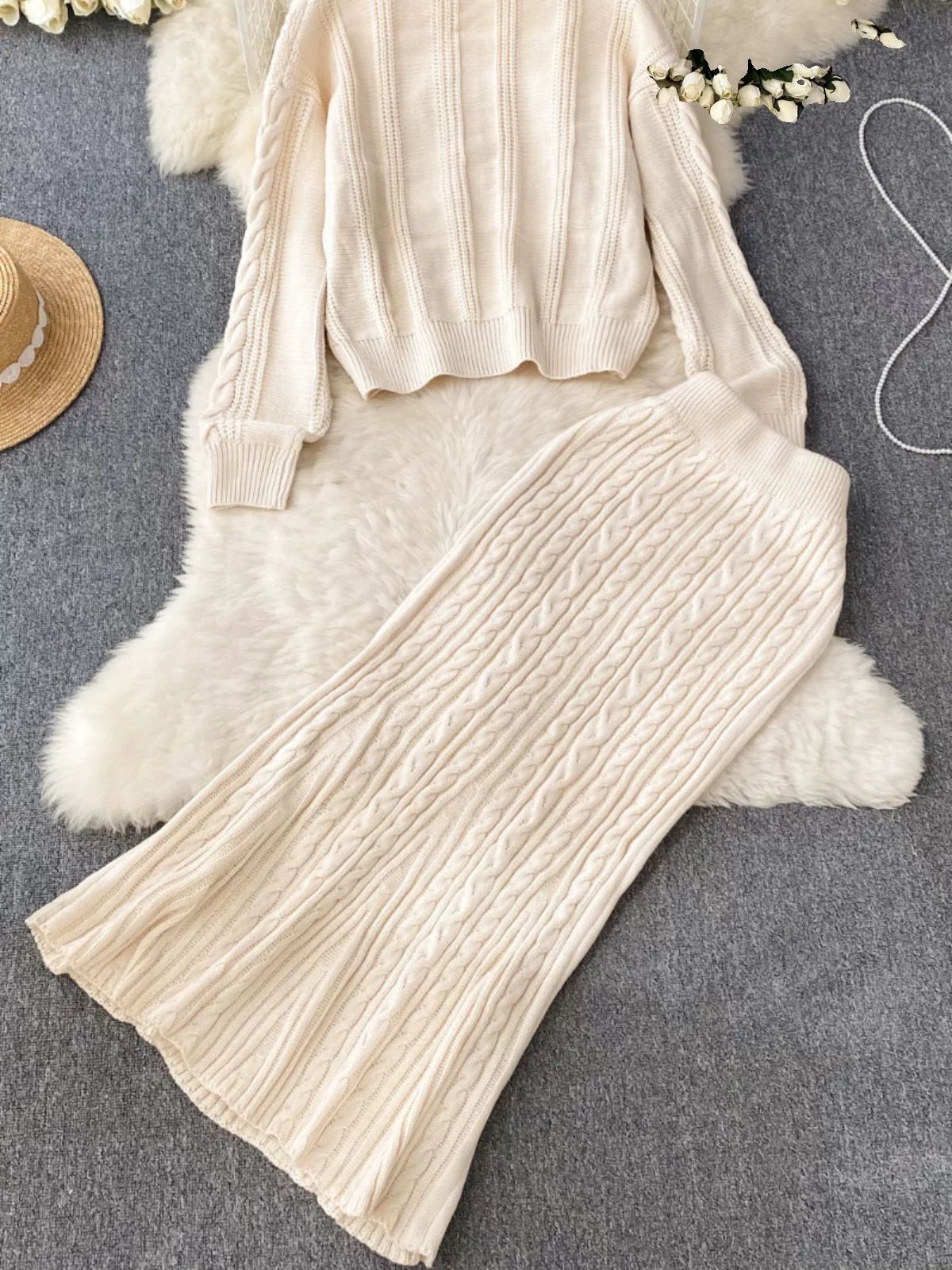 Say a prayer knitted set KTP270 image