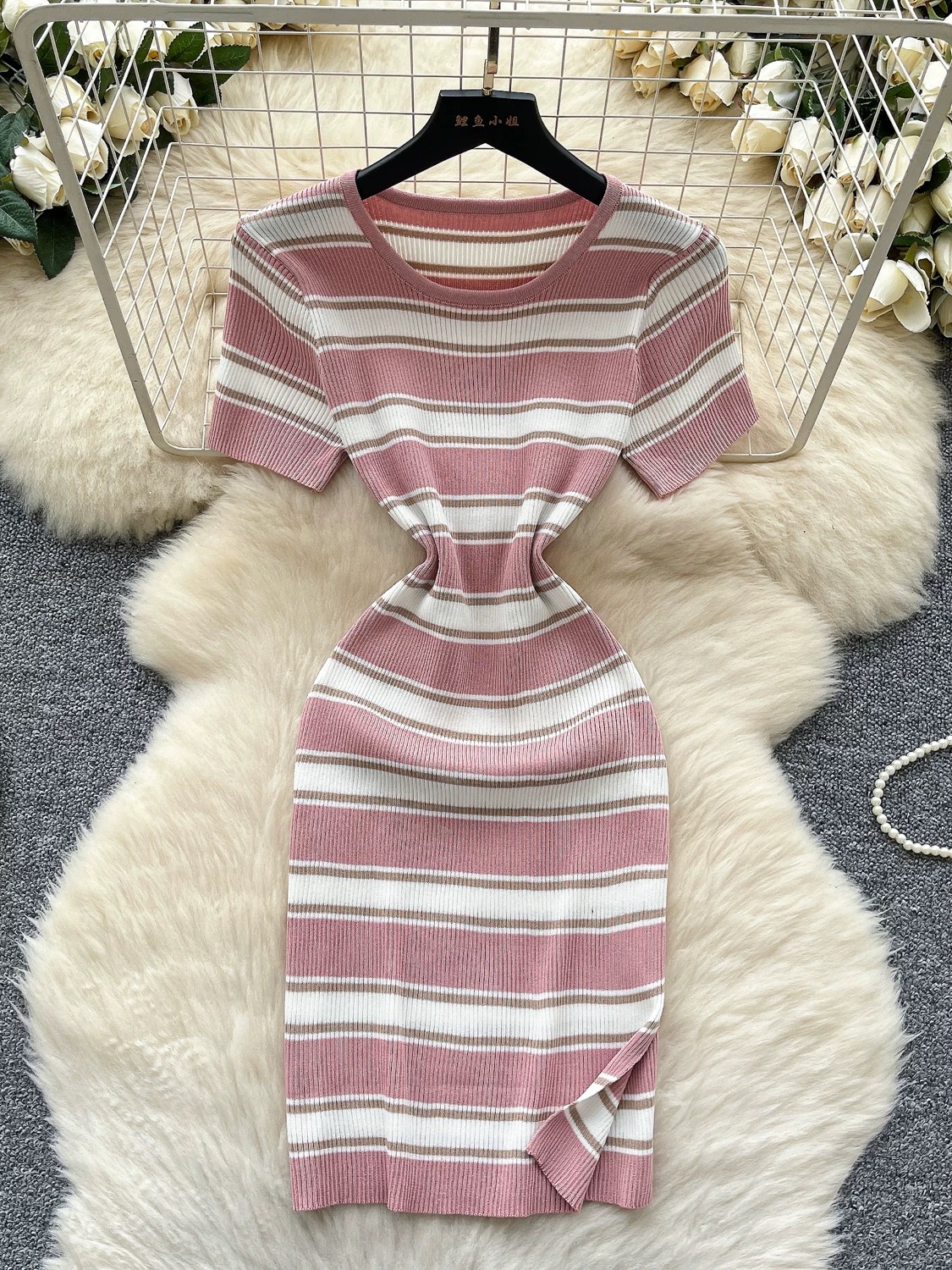 Can’t be tamed dress KBC271 image