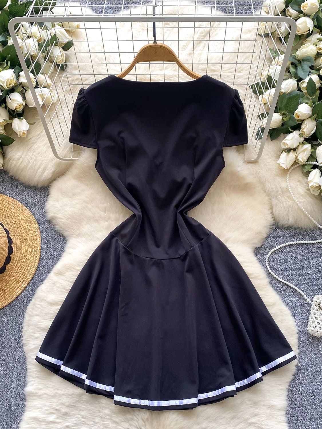 Playing big moves dress CD758 image