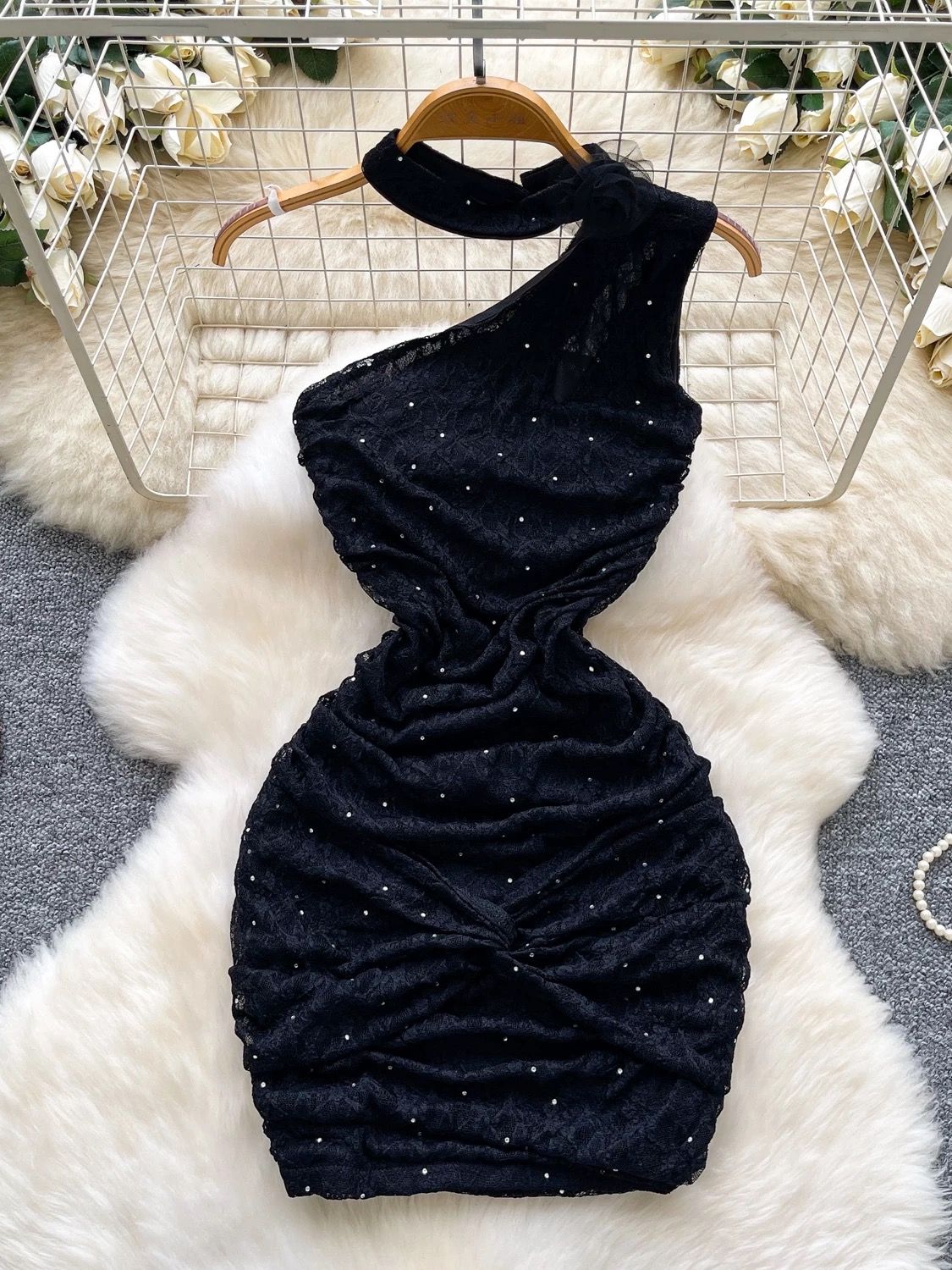 Heart of thorns dress CBC1400 image