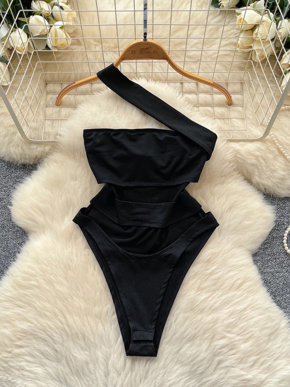 Taking off swimwear BS173 image