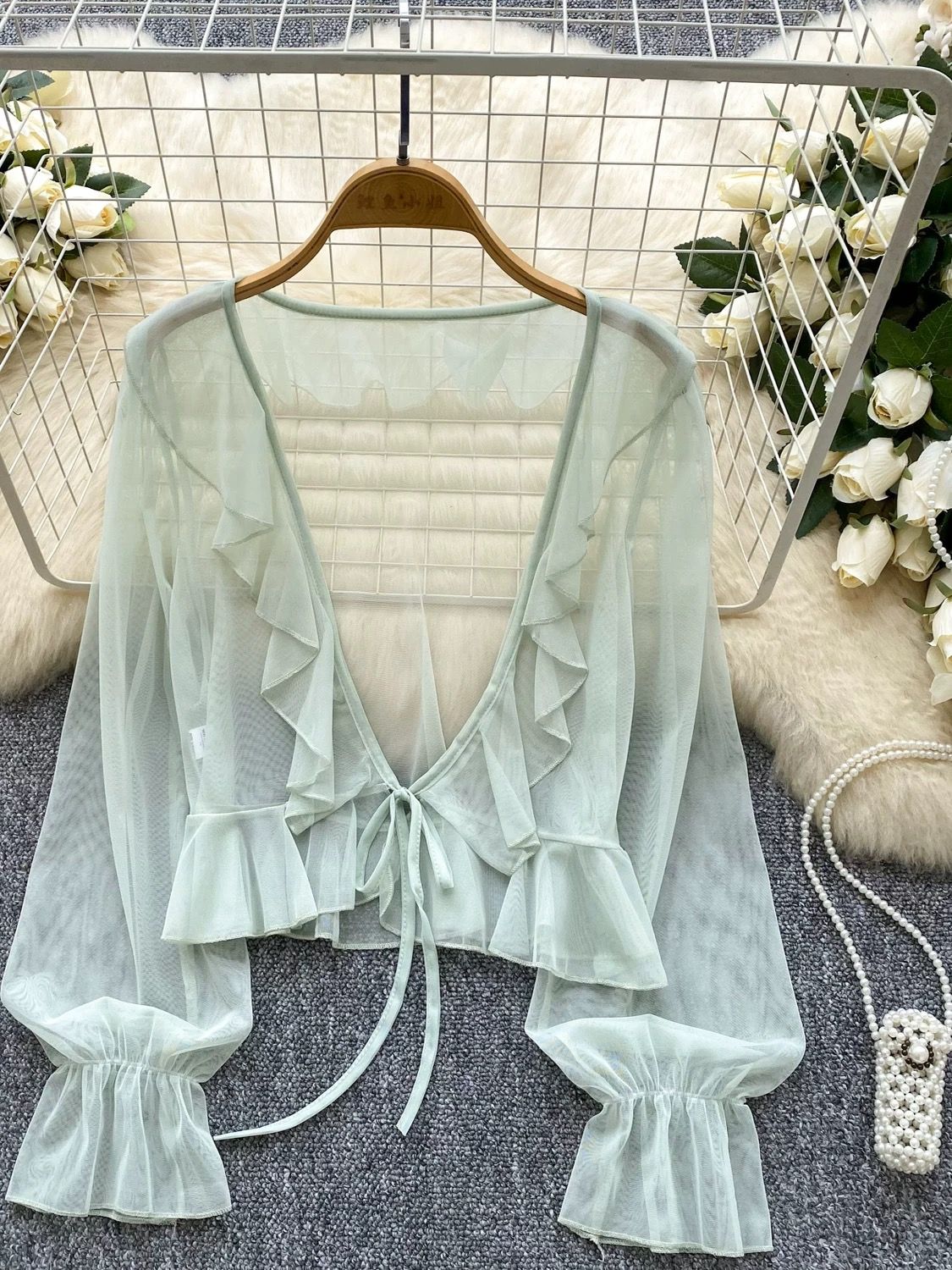 Not so clueless top CTO1175 image