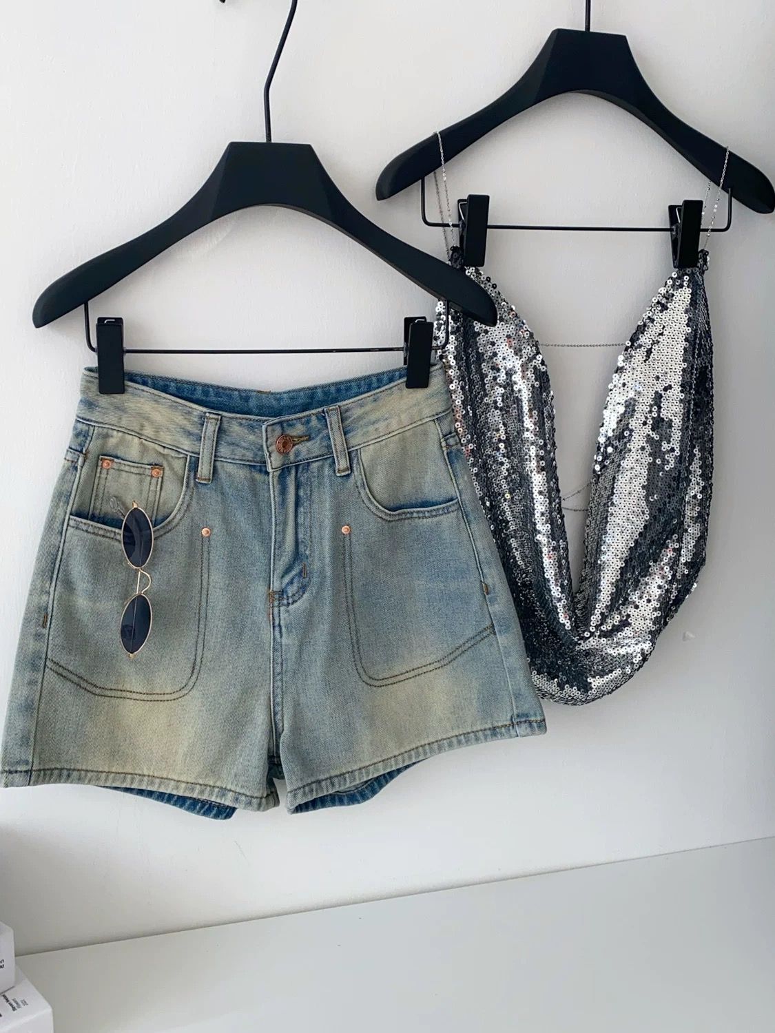 Staying longer denim shorts DS113 image