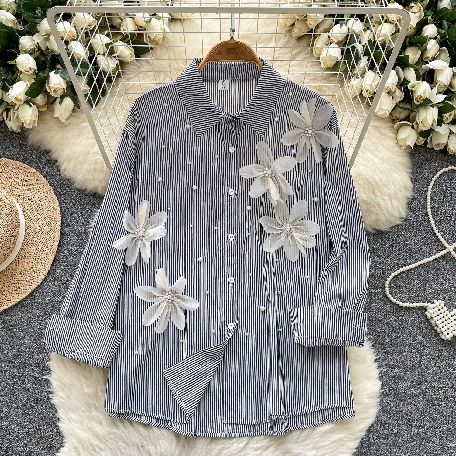 Queen’s movement shirt SH203 image