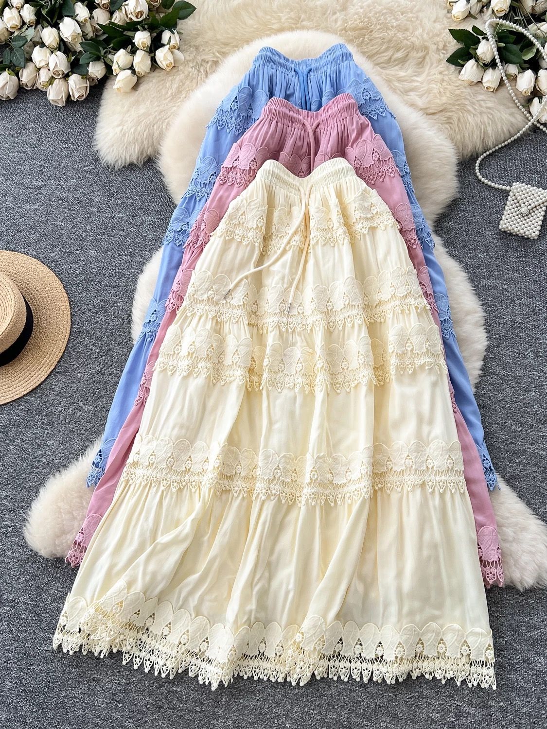 Insane for you lace skirt CS230 image