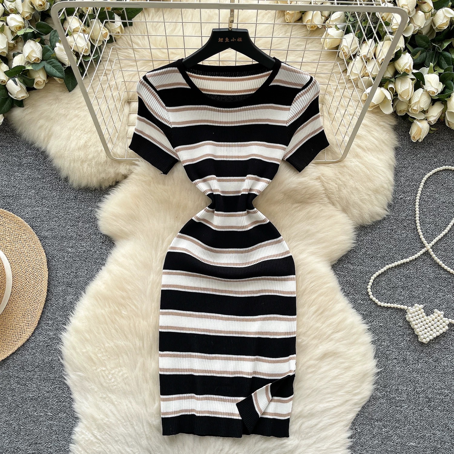 Can’t be tamed dress KBC271 image