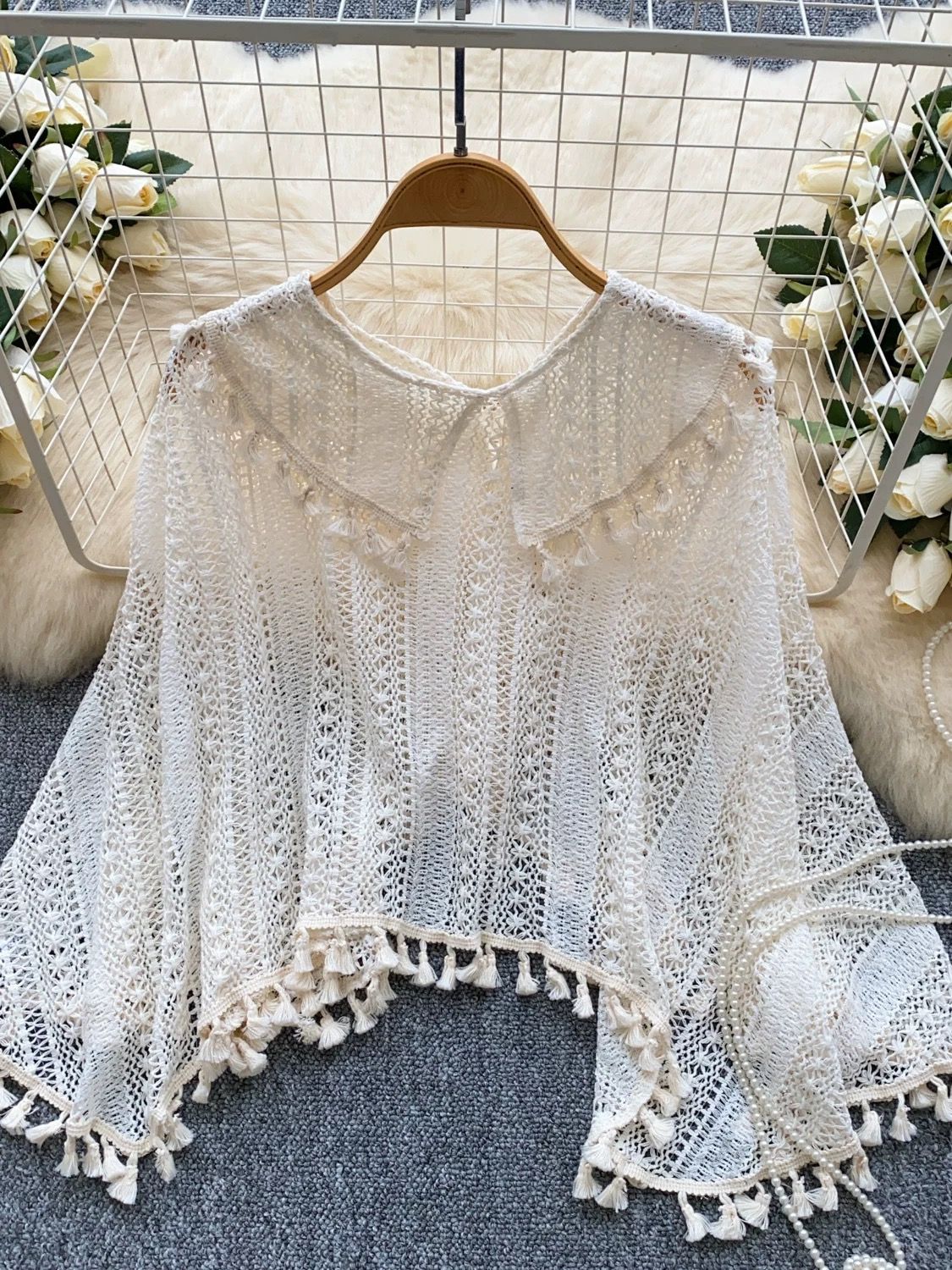 Romance awaits shawl top KTO189 image