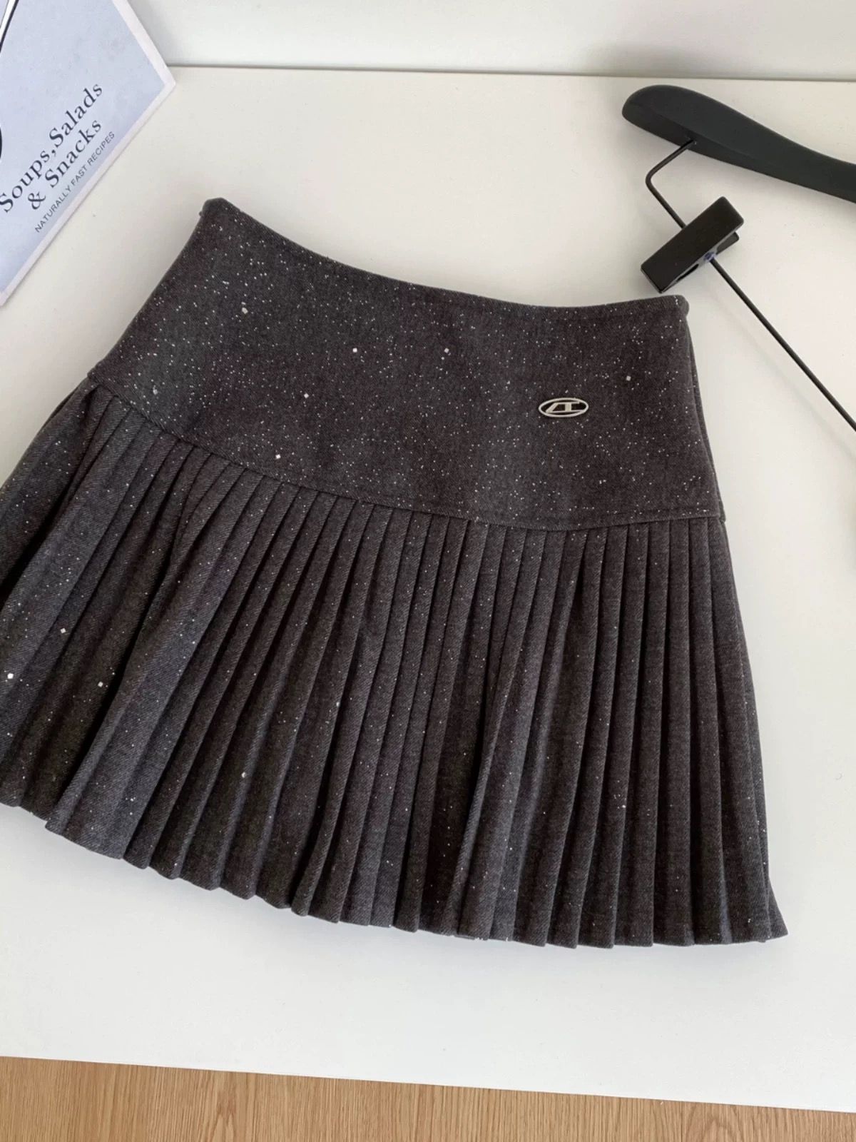 Wonderful feeling skirt CS209 image