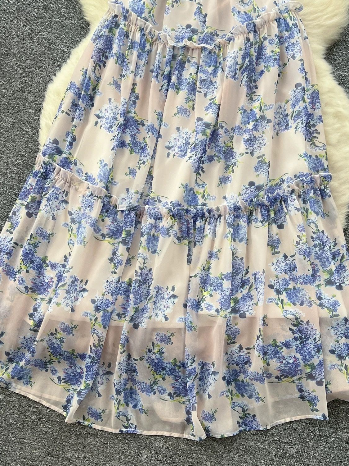 Popping bottles Dress CD196 image