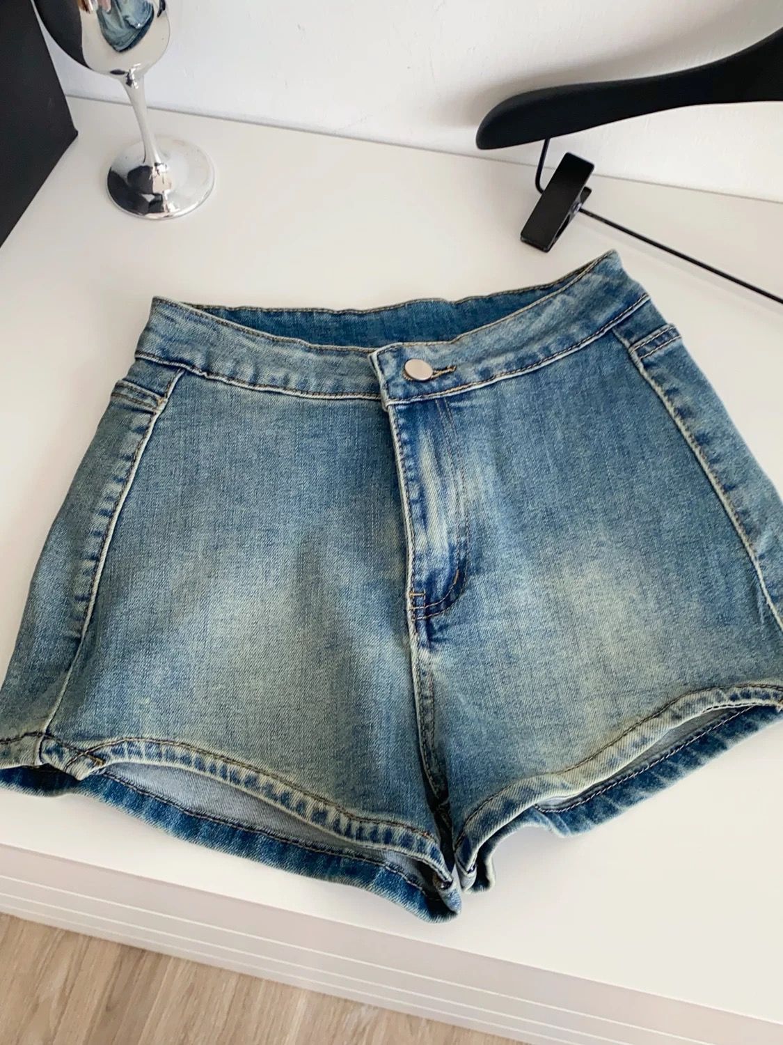 Safari trip shorts DS119 image