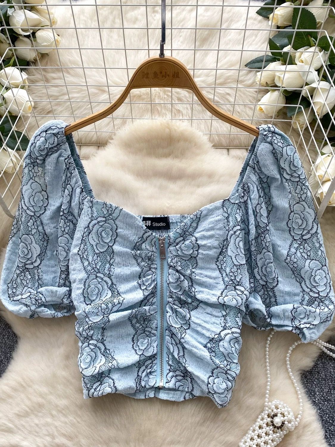 Waiting around for you top CTO1064 image