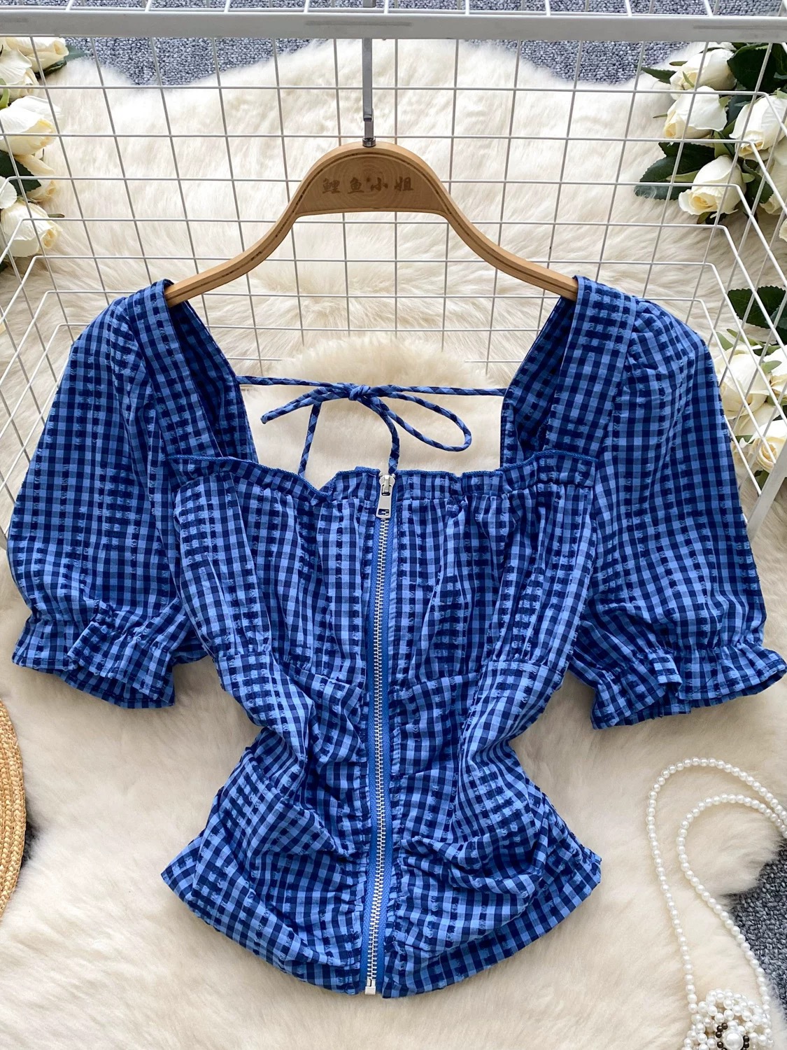 Feeling the vibes top CTO1071