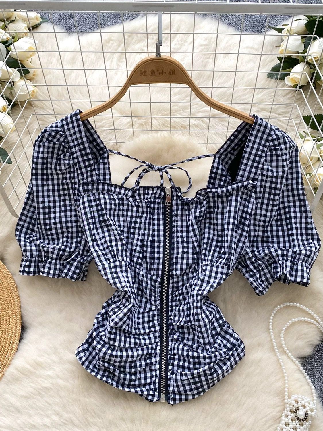 Feeling the vibes top CTO1071 image