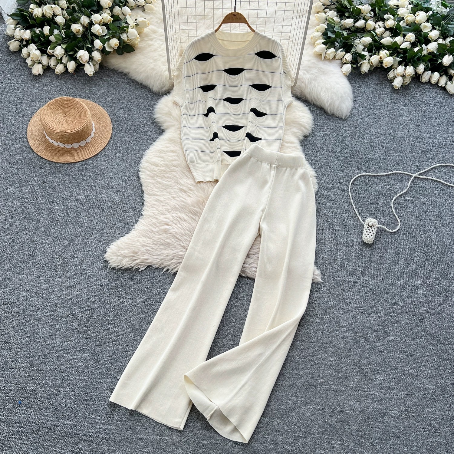 A bit flirty set STP138 image