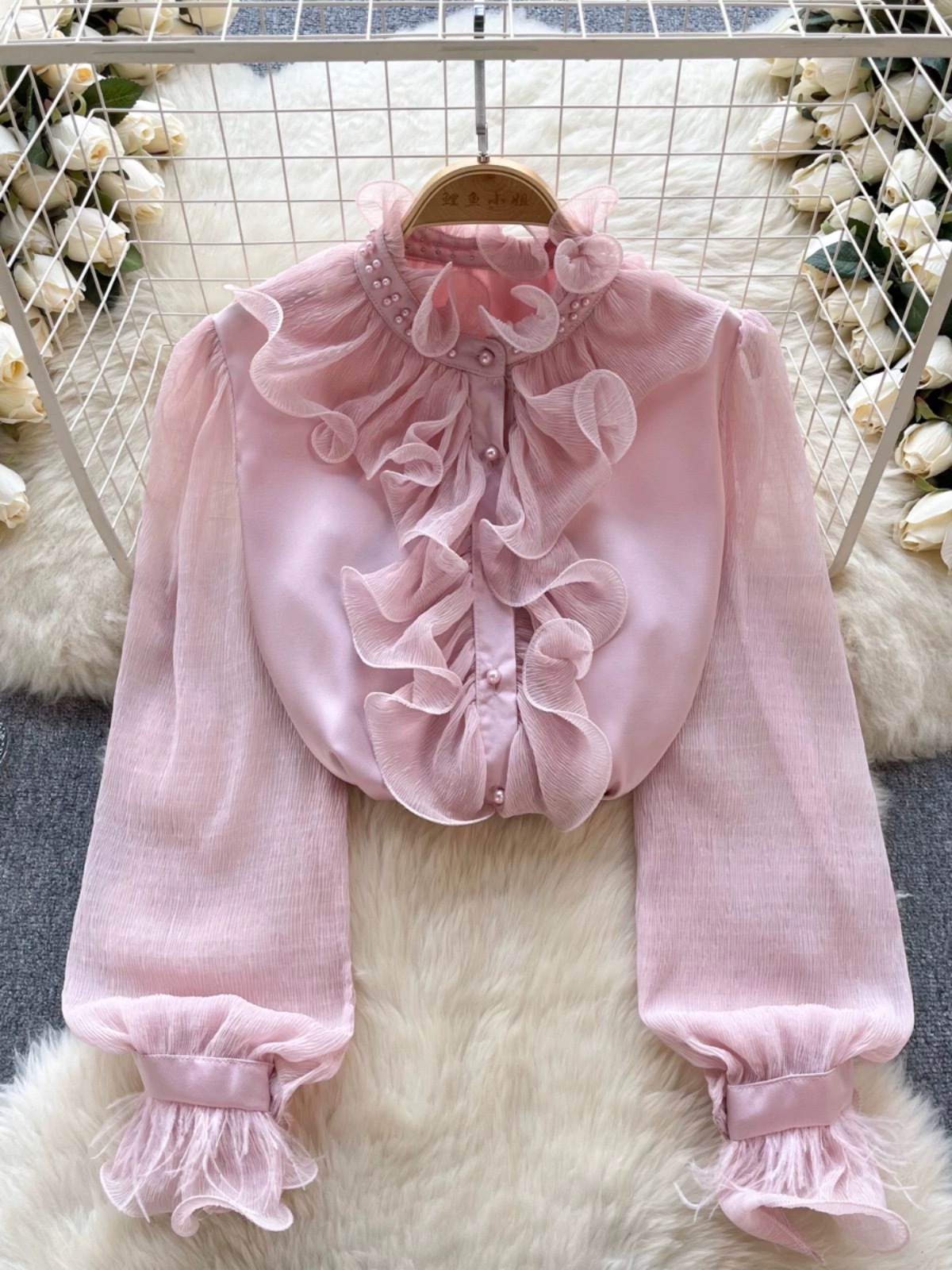 Work babe blouse BE346