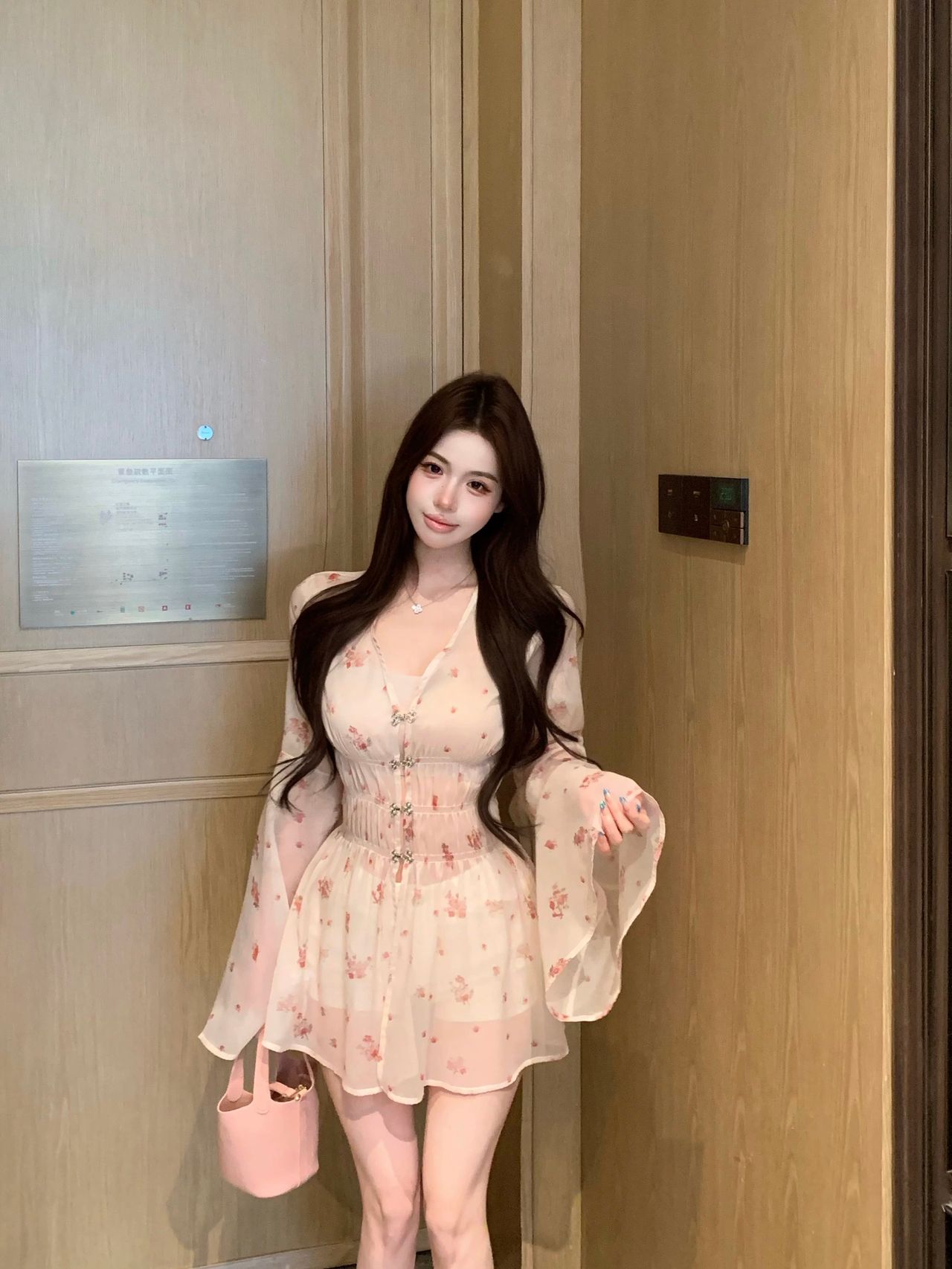 Italian babe Dress CD1735 image