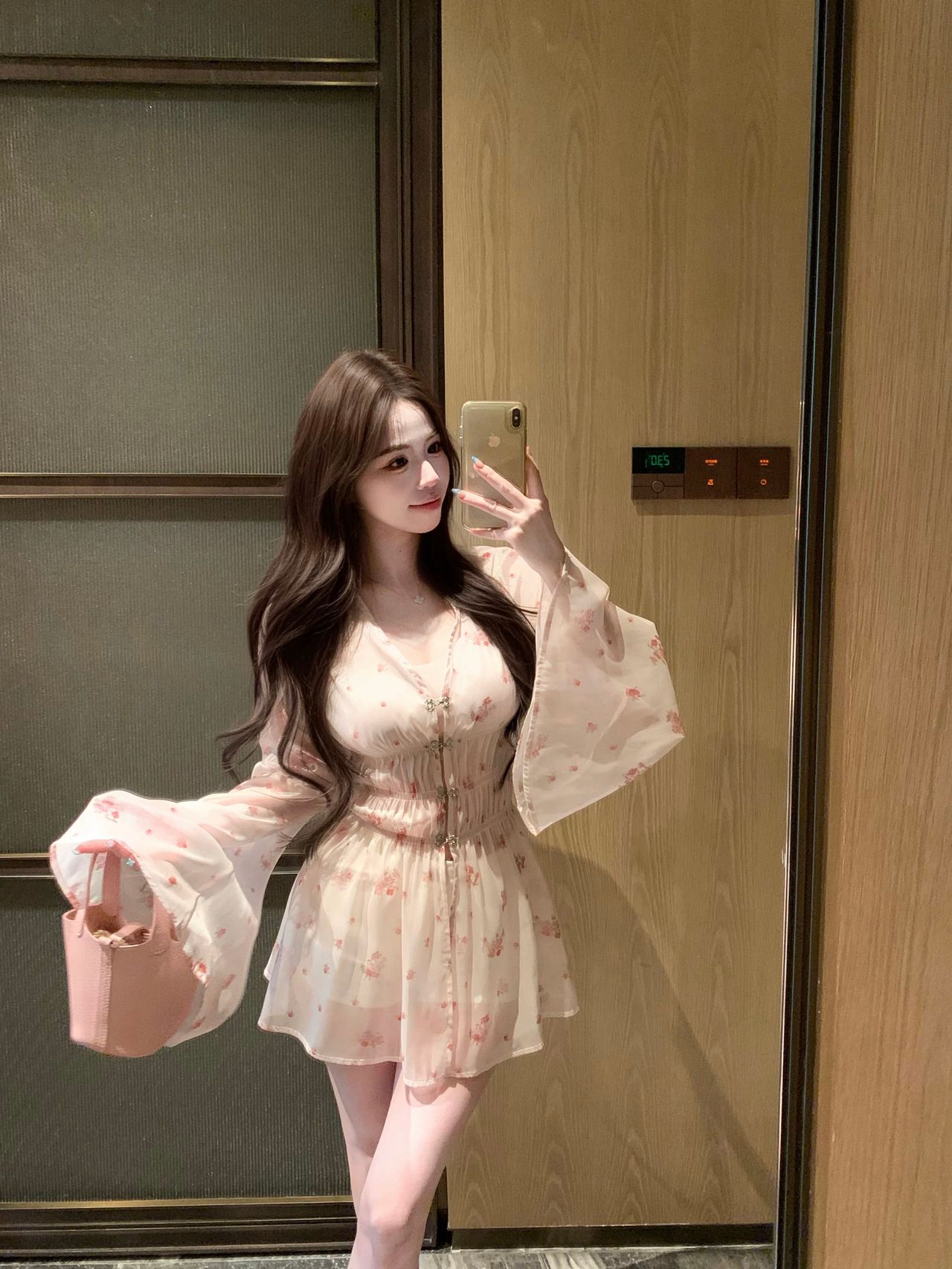 Italian babe Dress CD1735 image