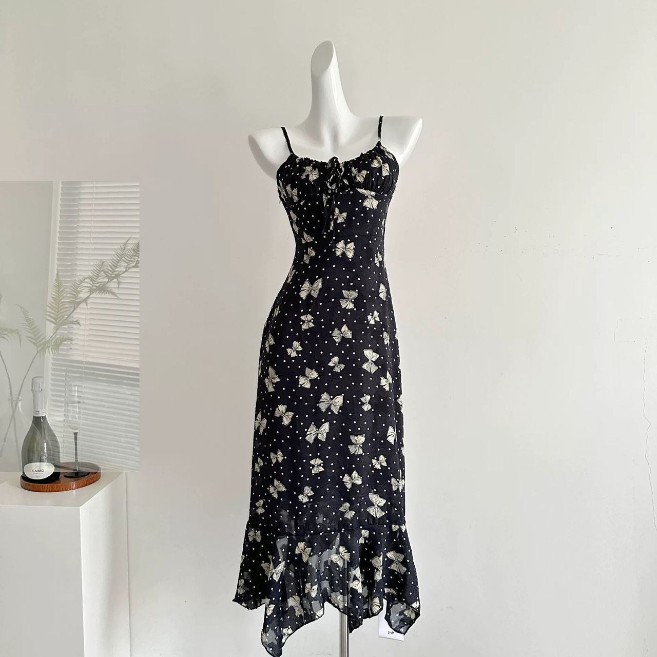 In distress lace dress CD1731 image