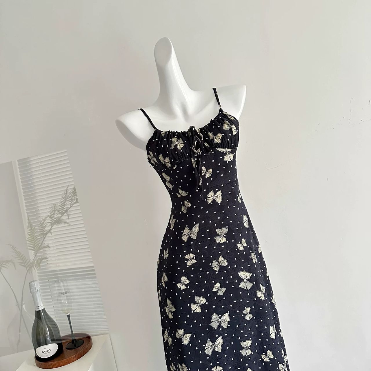 In distress lace dress CD1731 image