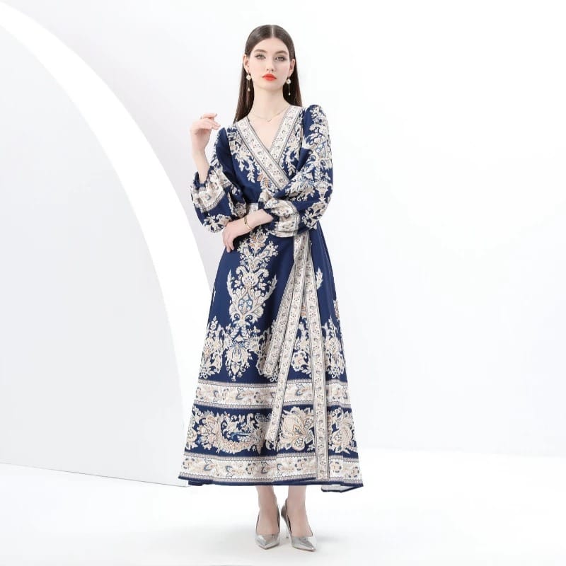 Powerful woman luxury dress ED222 image