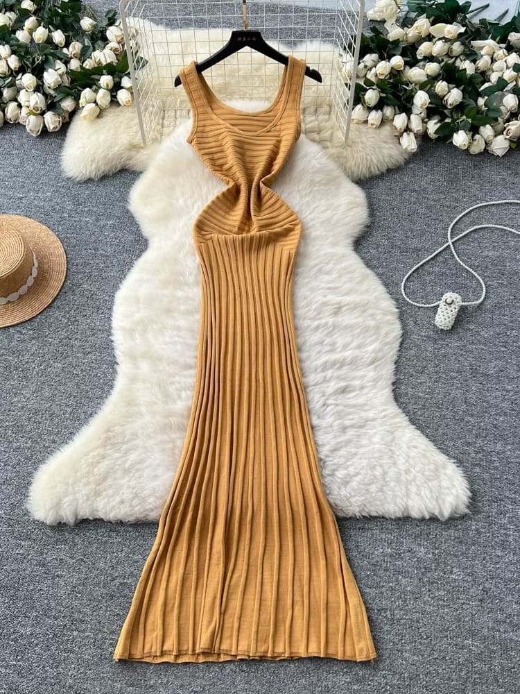Come from old money knitted dress KD237 image
