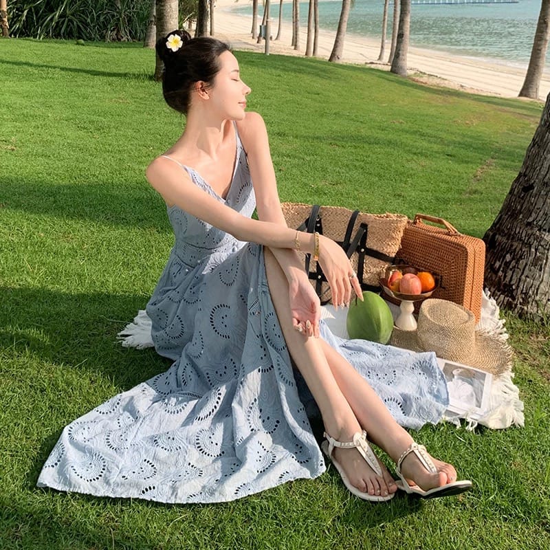 Flourishing in the light lace dress CD1500 image