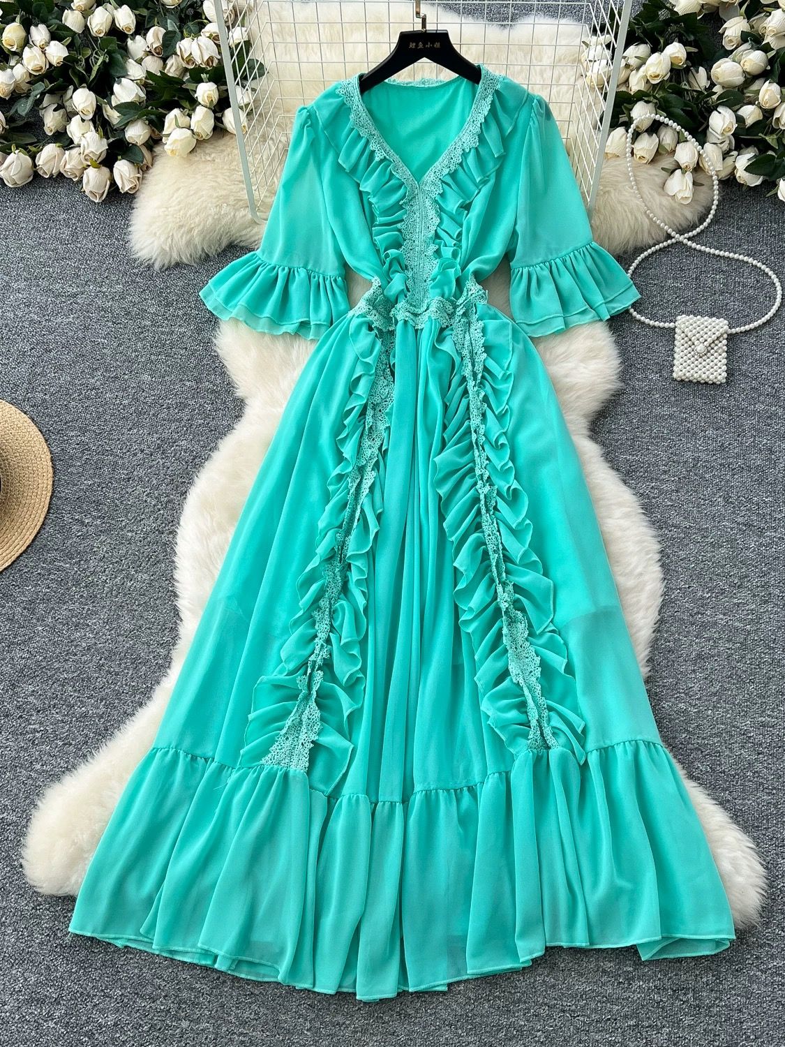 Cutting corners dress FD962 image