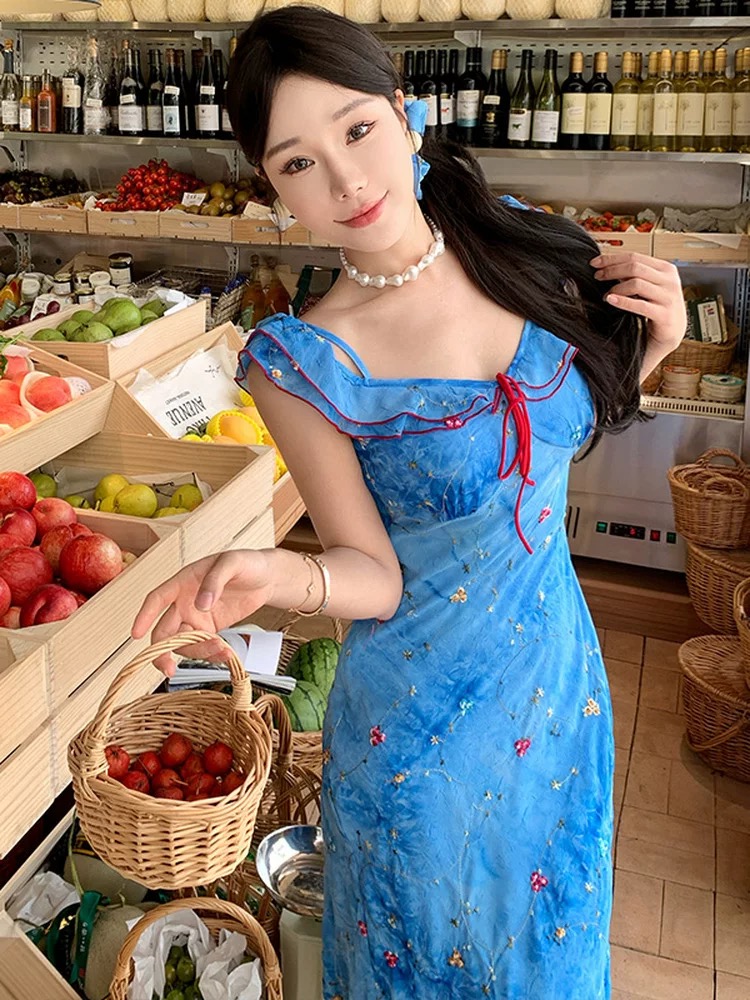 Catching flights dress CD784