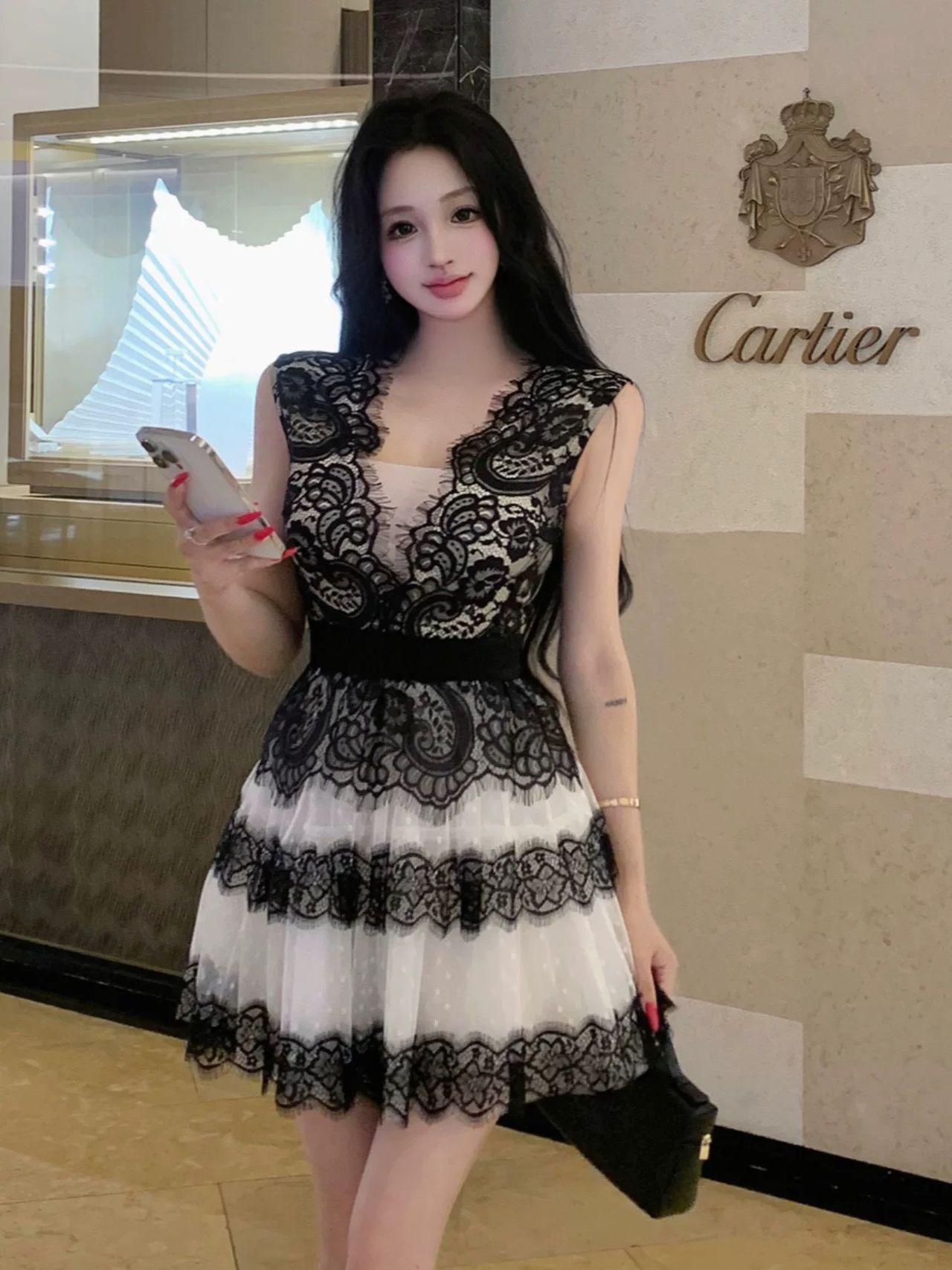 Convo over dinner lace dress CD764 image