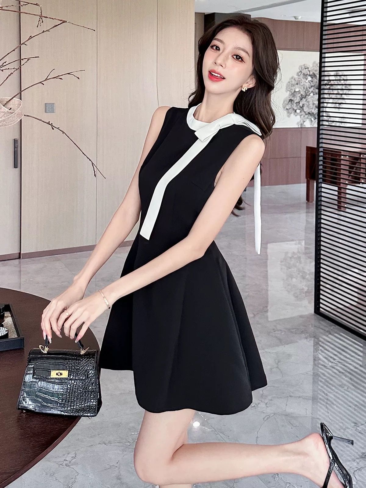 Treat me right or bye dress CD1492 image