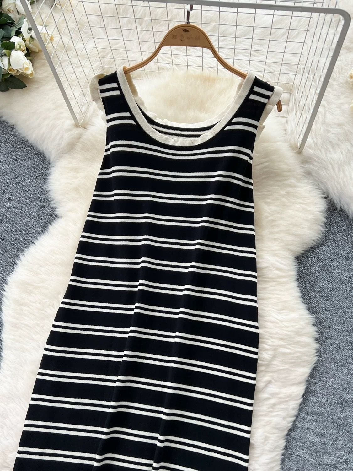 Not so simple dress CD1652 image