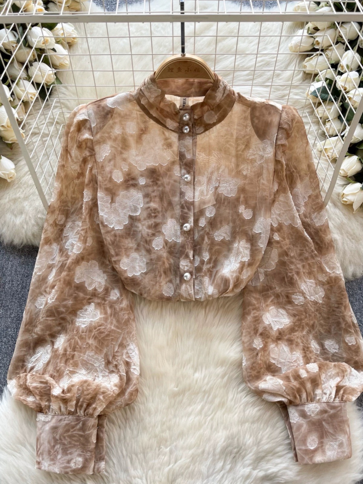 Pay attention to me blouse BE345