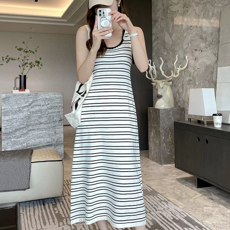 Not so simple dress CD1652 image