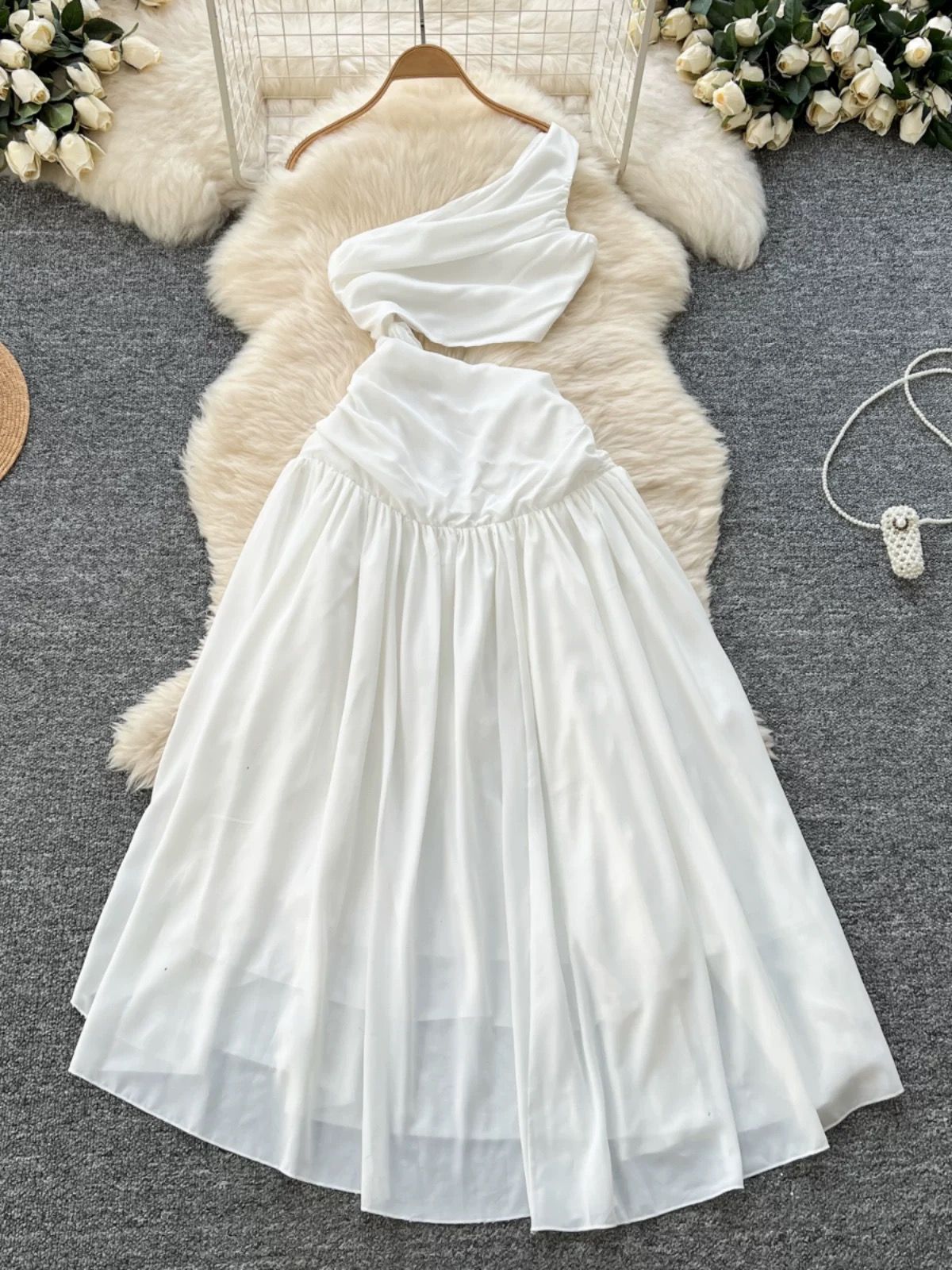 LA’s prettiest dress  CD1911 image