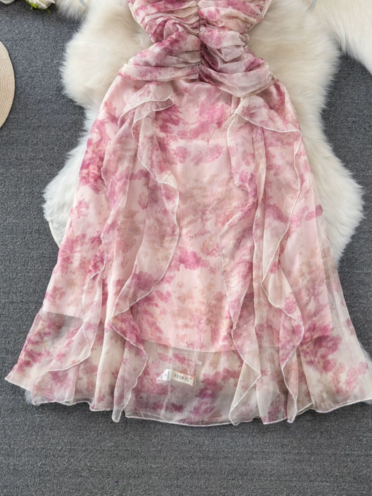 Hotter than you dress CD1949 image