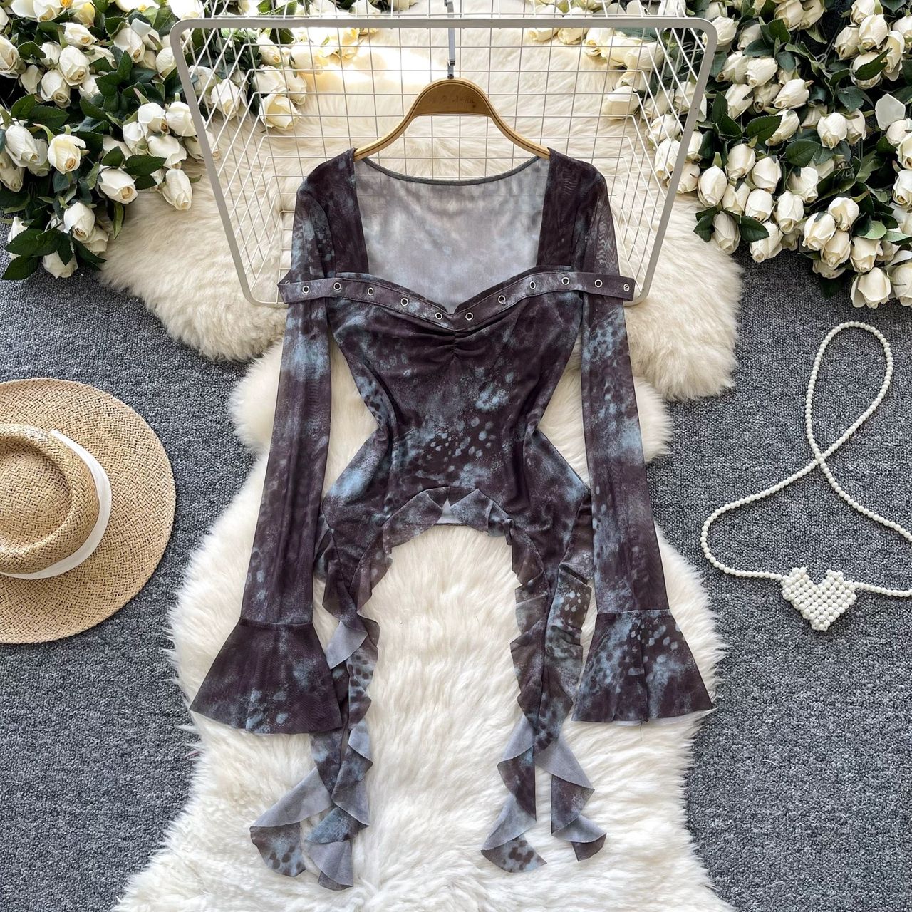 A pretty babe top CTO746 image