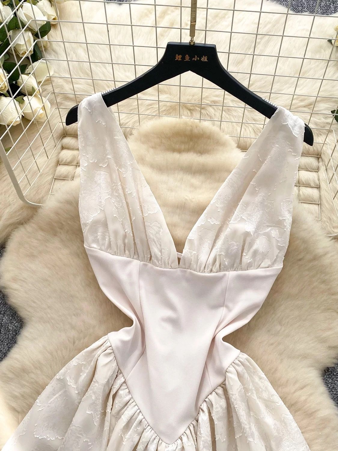 Tiagan dress CD585 image