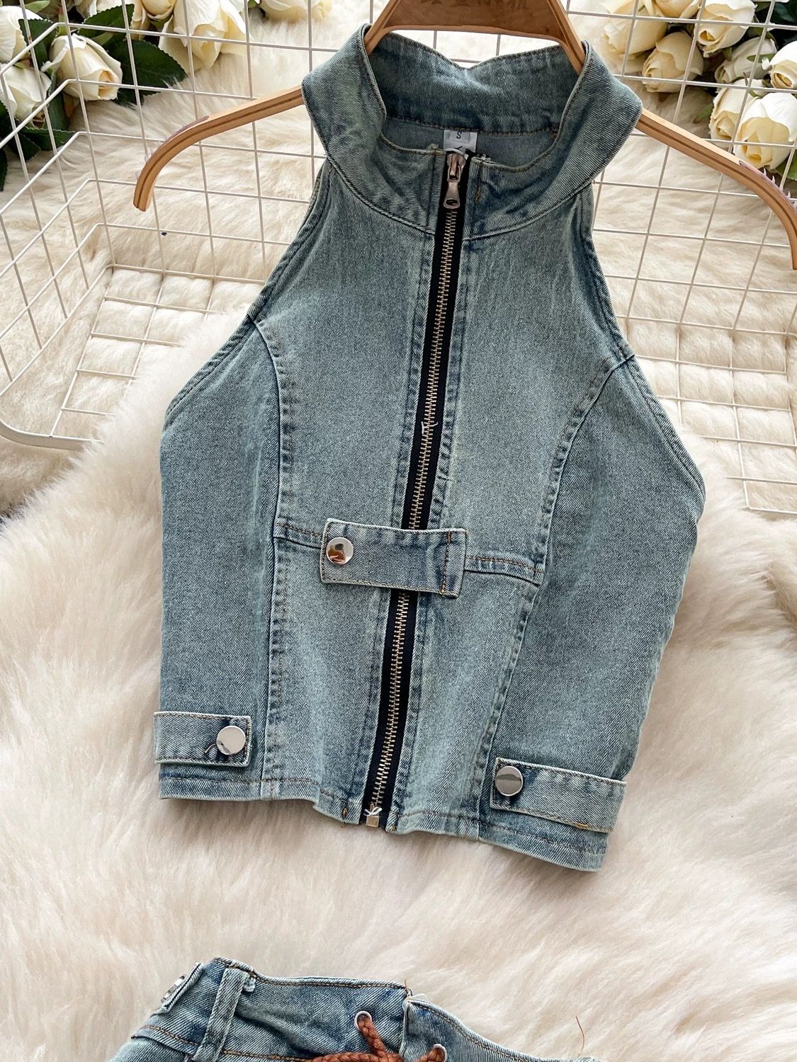 Above average set DTP237 image