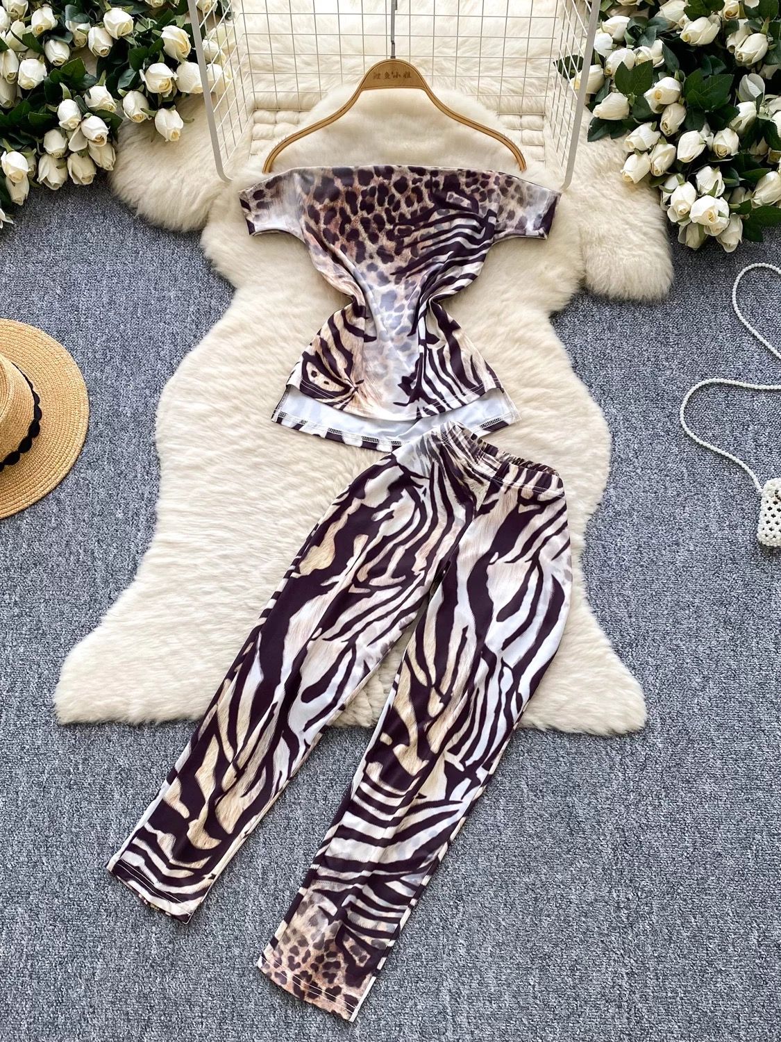 Uptown downtown set CTP819 image