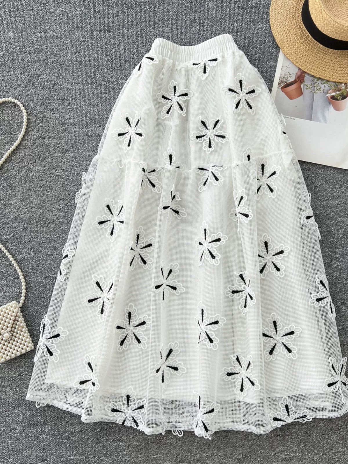 Mutual attraction skirt FS140 image