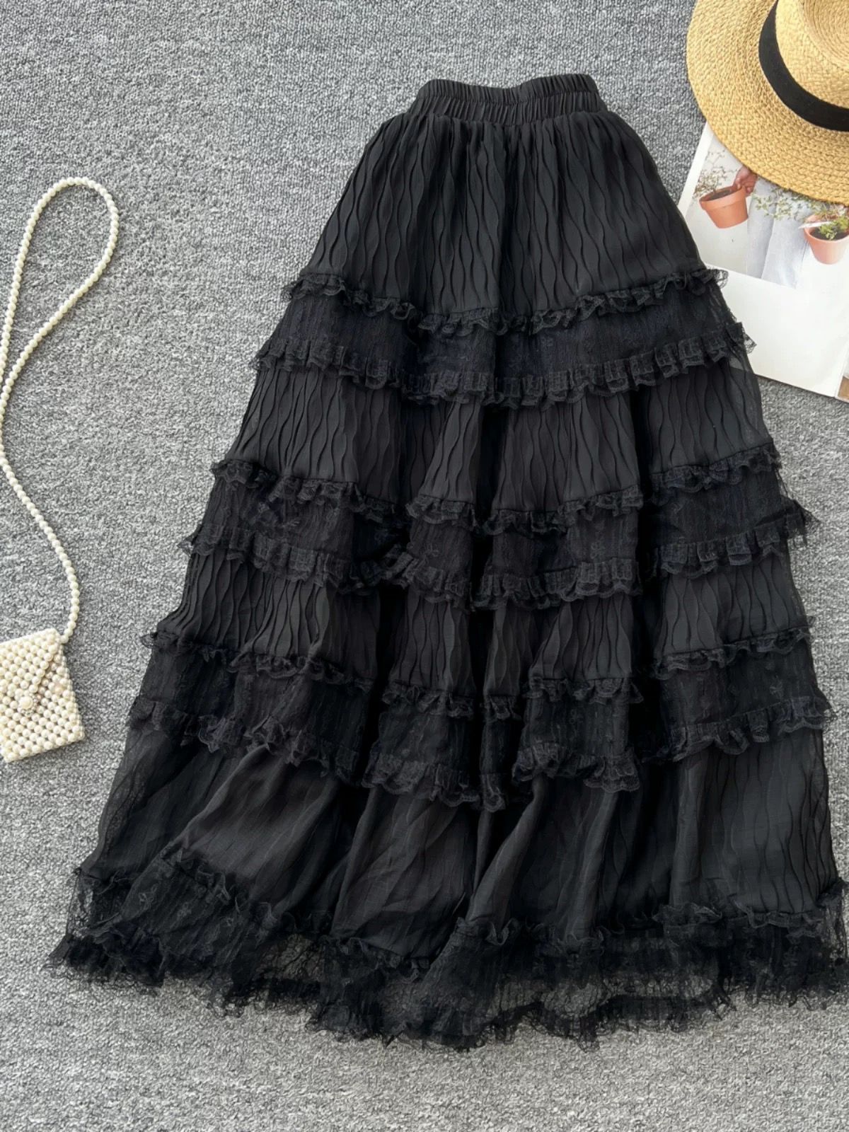 Beauty of the dark skirt CS107 image